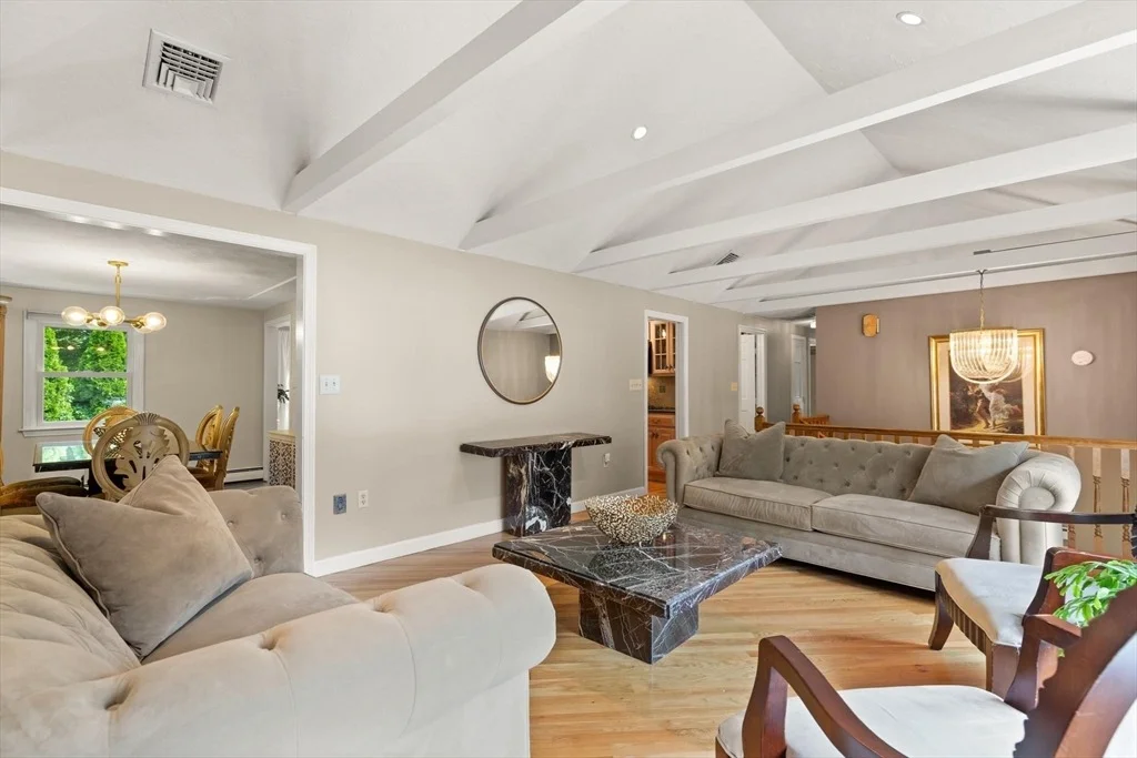 Photo of 71 Poulos Rd