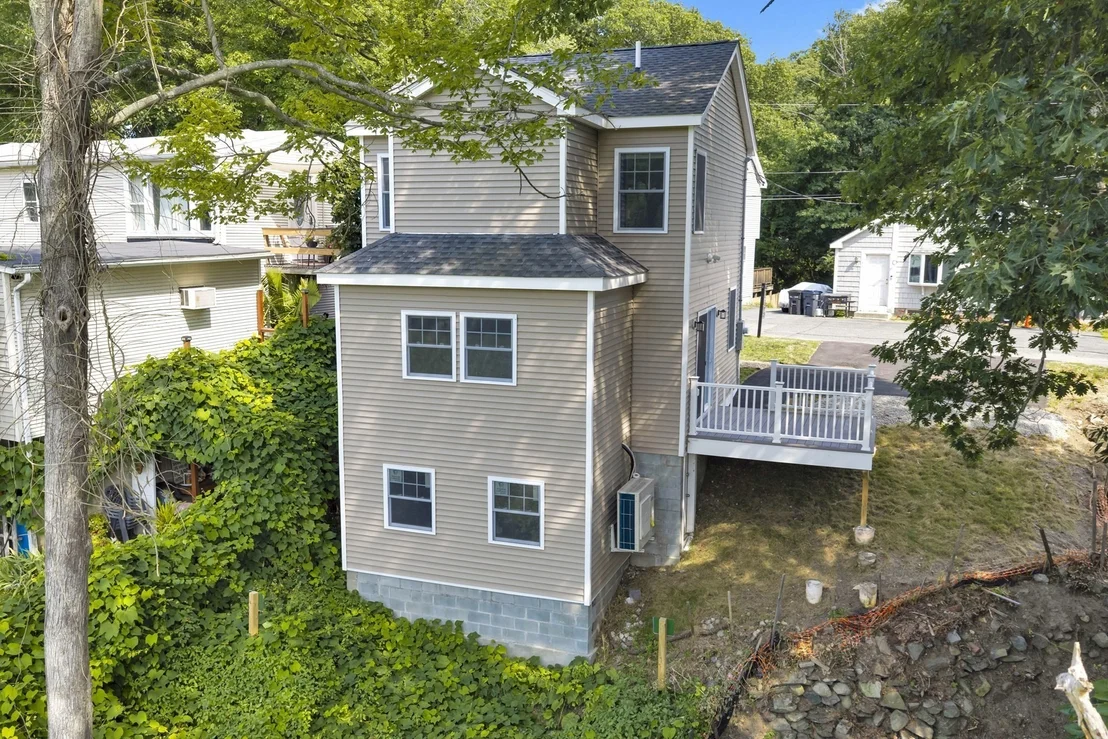 Photo of 14 Hillside Rd