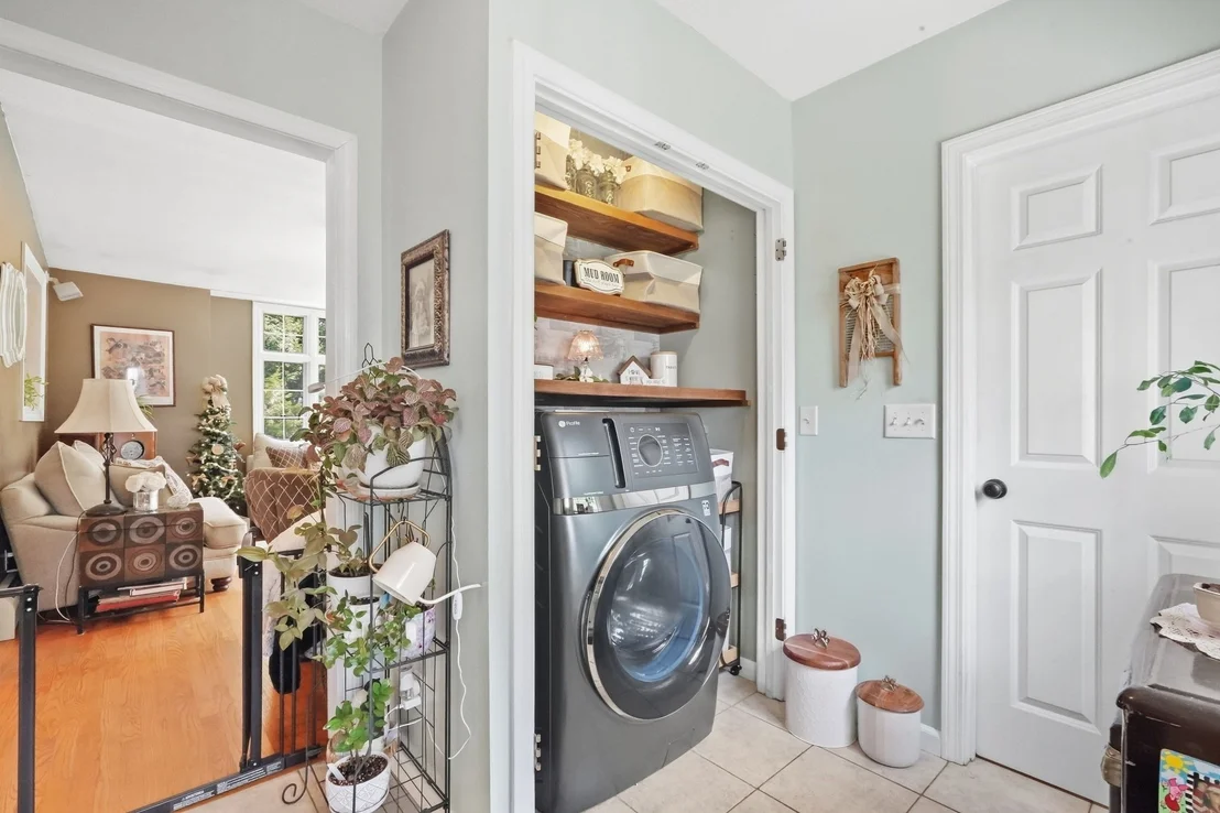 Photo of 36 Decorie Dr