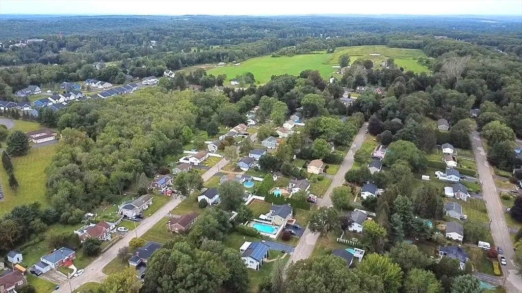 Photo of 7 Kennedy Dr