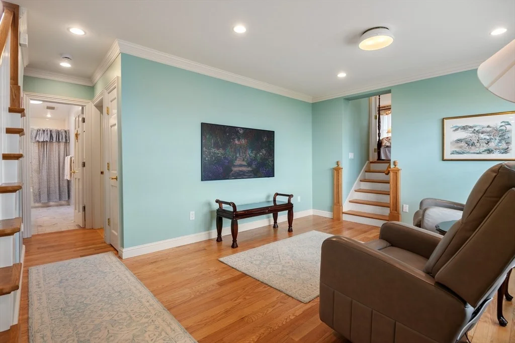 Photo of 35 Shore Rd.