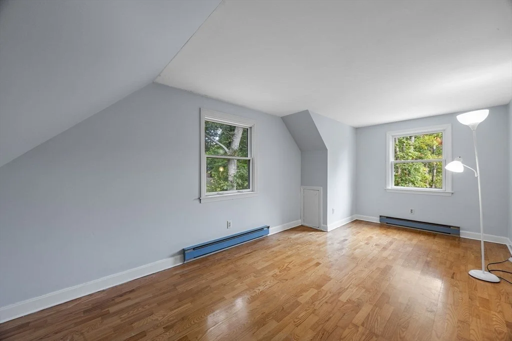 Photo of 7 Horseshoe Cir