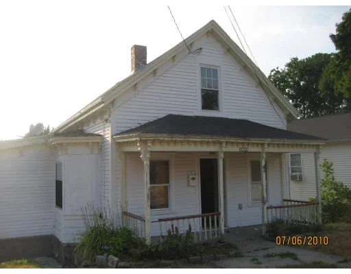 Photo of 1105 Bay St