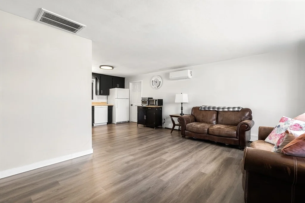 Photo of 11 Baldwin Road