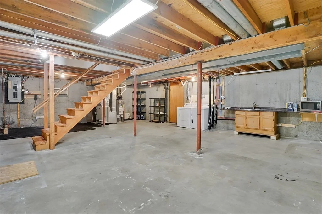 Photo of 61 Caitlin Dr