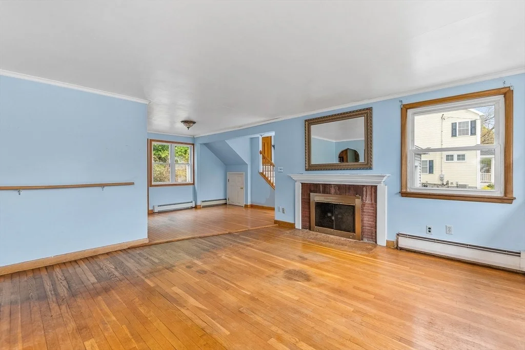Photo of 137 Eleanor Dr