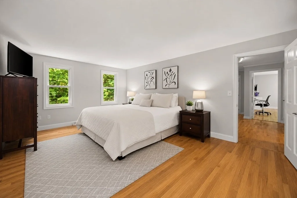 Photo of 74 Lakeview Rd