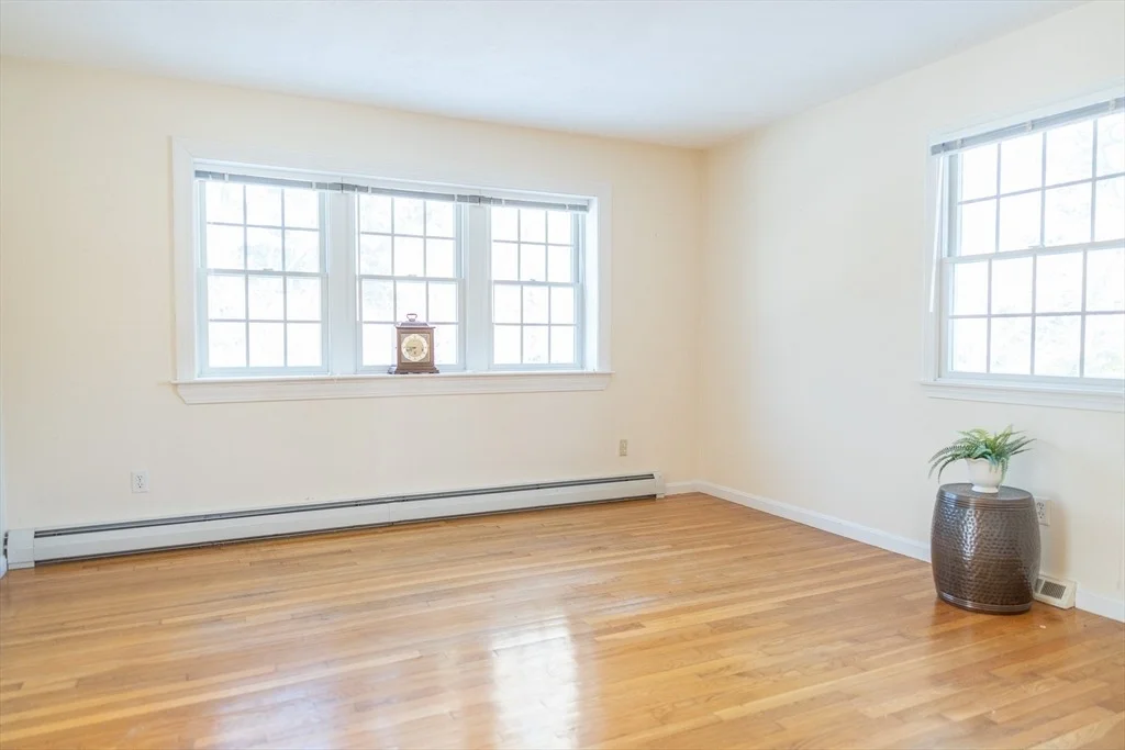 Photo of 34 Maushop Ave