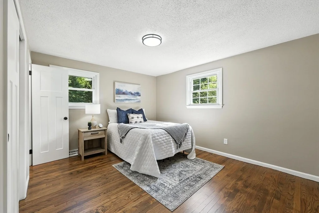 Photo of 908 Tinkham Road