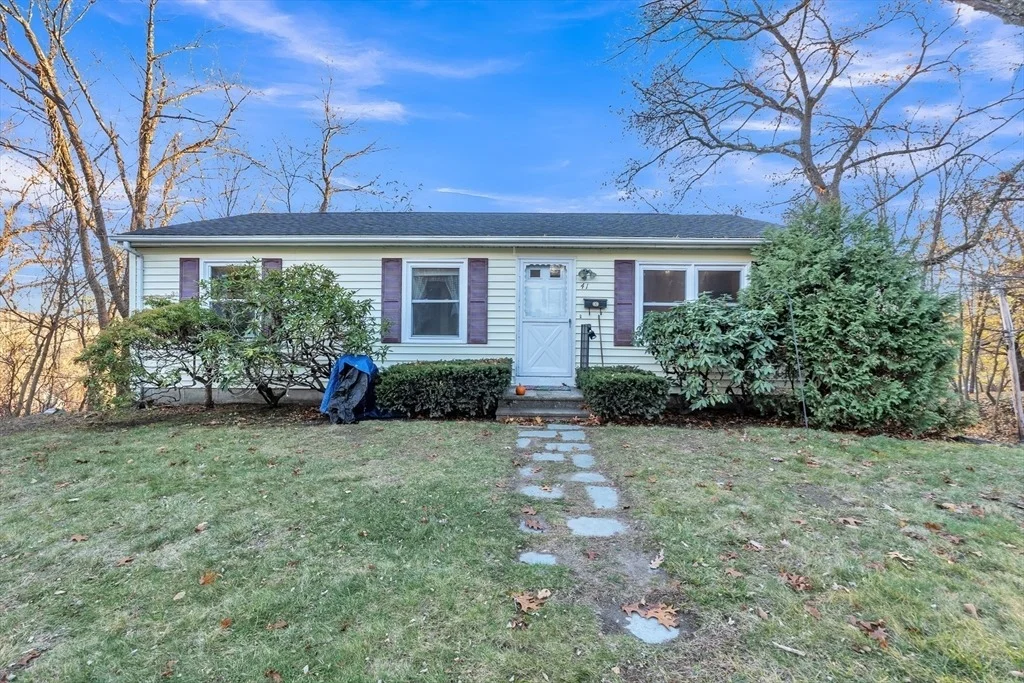 Photo of 41 Walnut Hill Dr