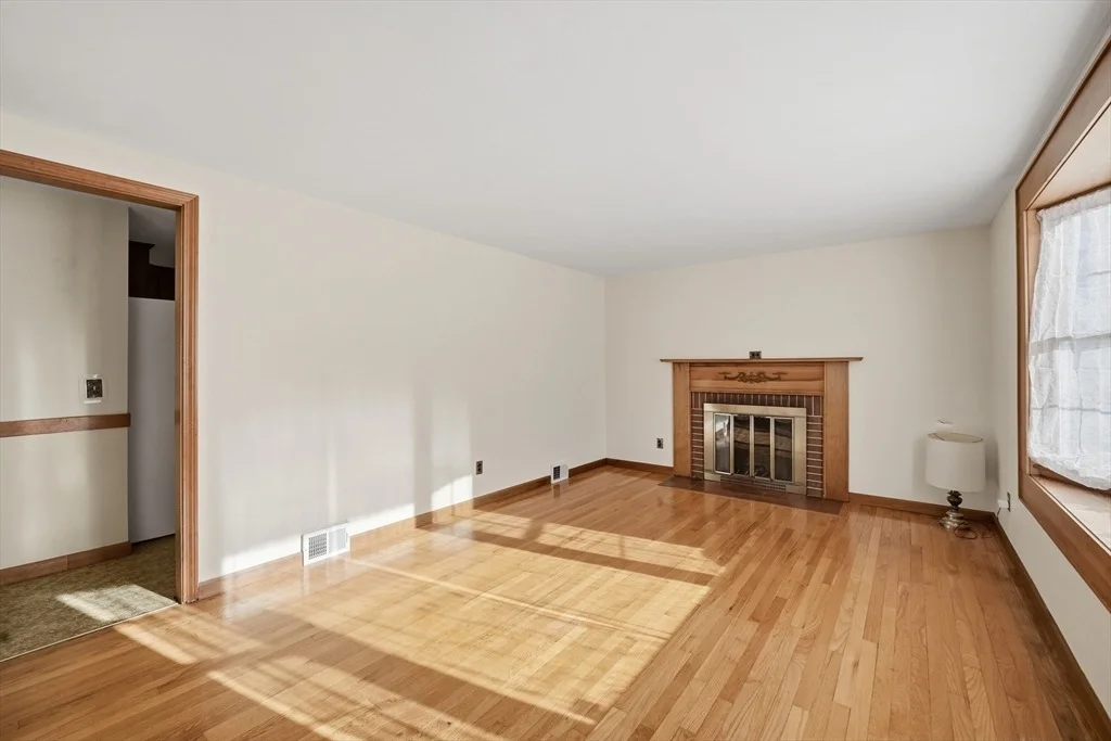 Photo of 80 Jean Dr.