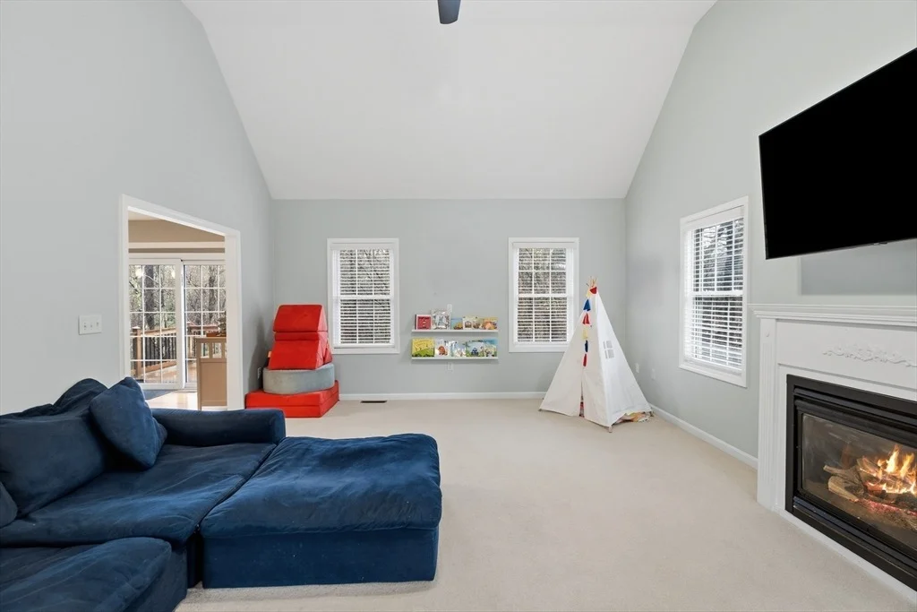 Photo of 380 Richardson Road