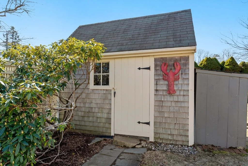 Photo of 303 Phinney's Lane