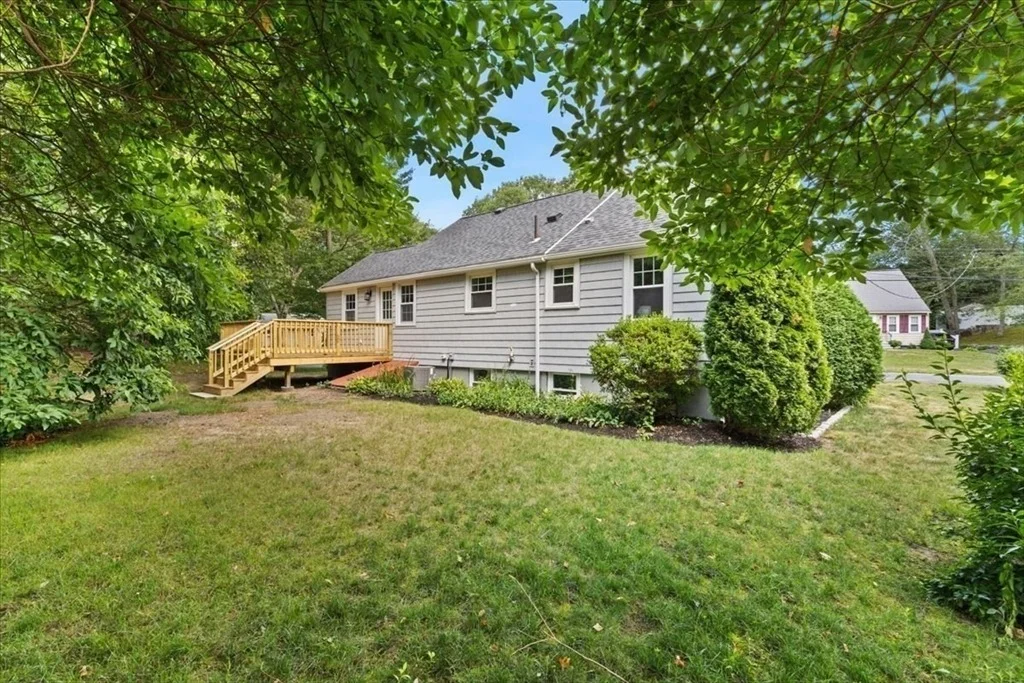 Photo of 15 Intervale Rd