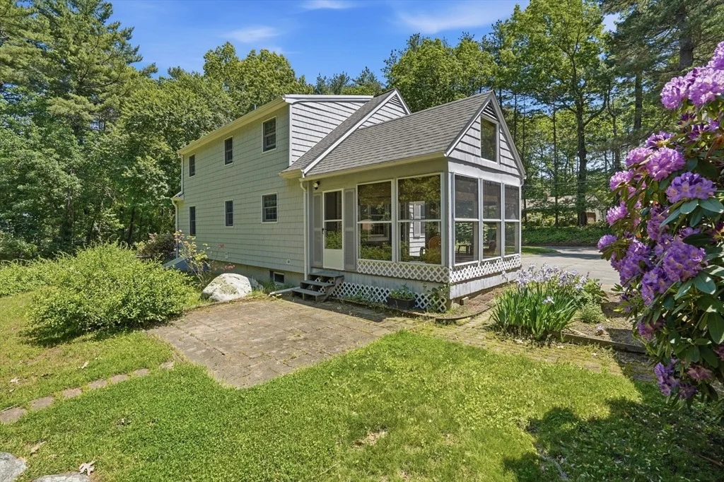 Photo of 33 Cold Spring Rd