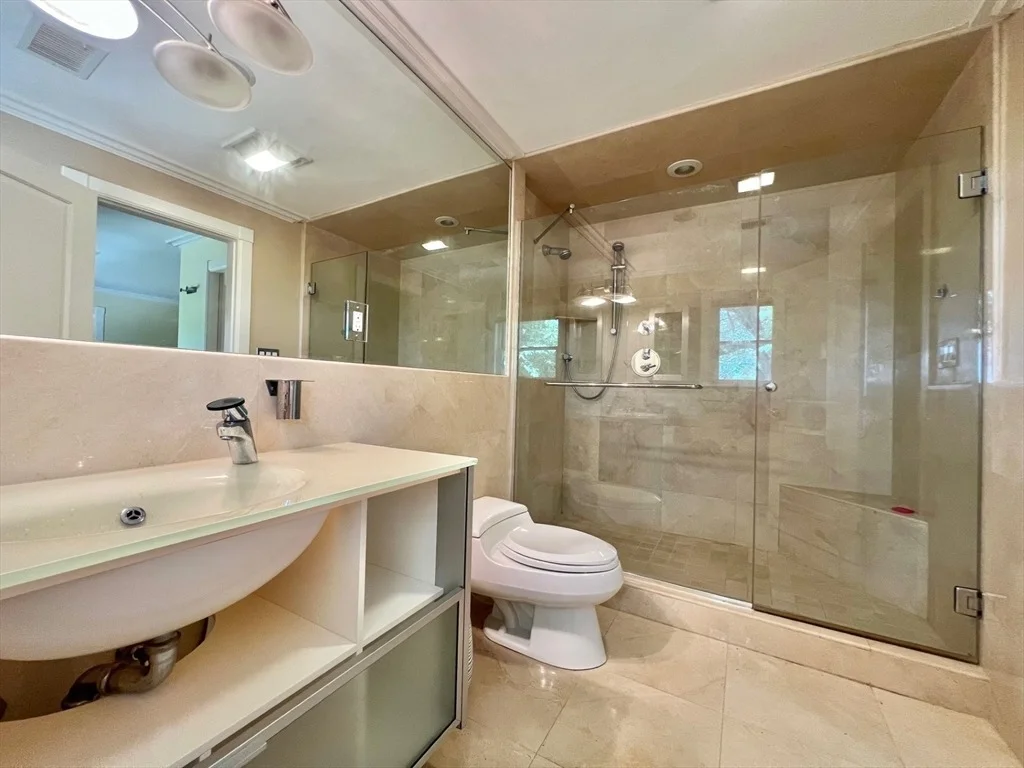 Photo of 75 Lee Street