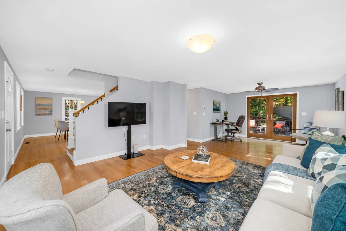 Photo of 2 Hunter Dr