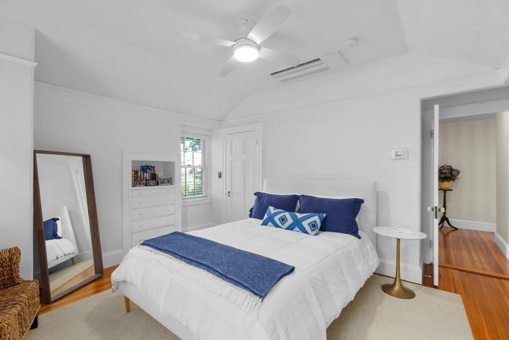 Photo of 38 Whiton Ave