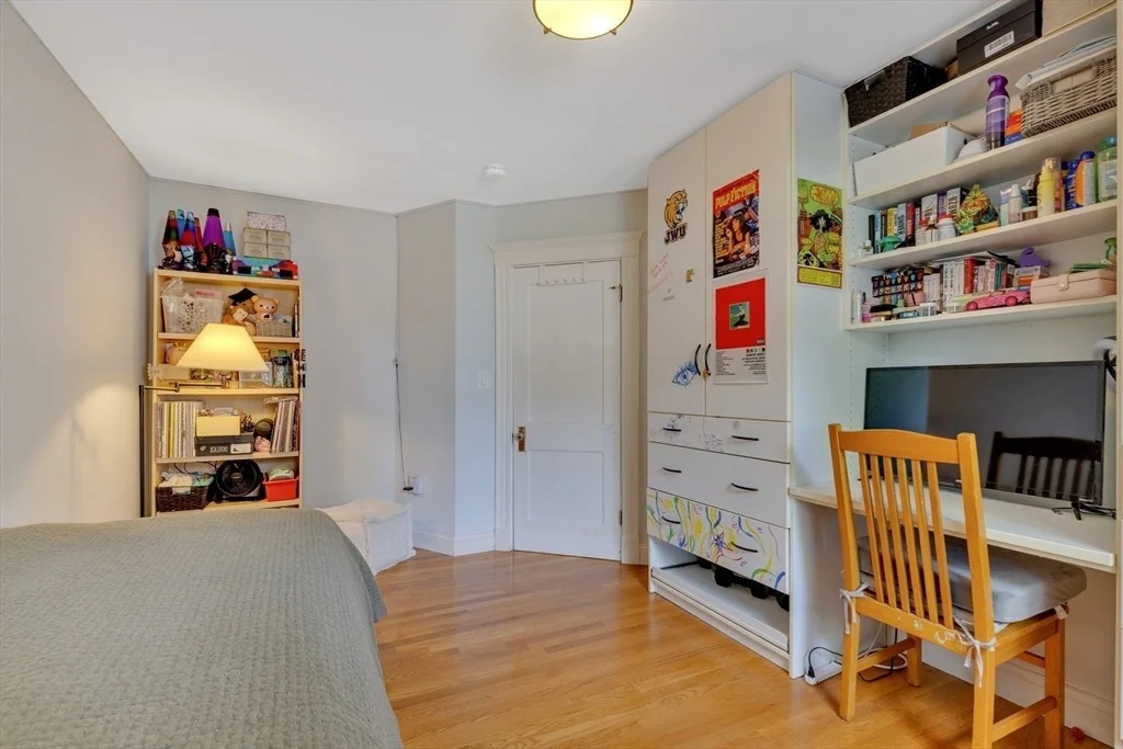 Photo of Unit 1 at 8 Colbourne Crescent