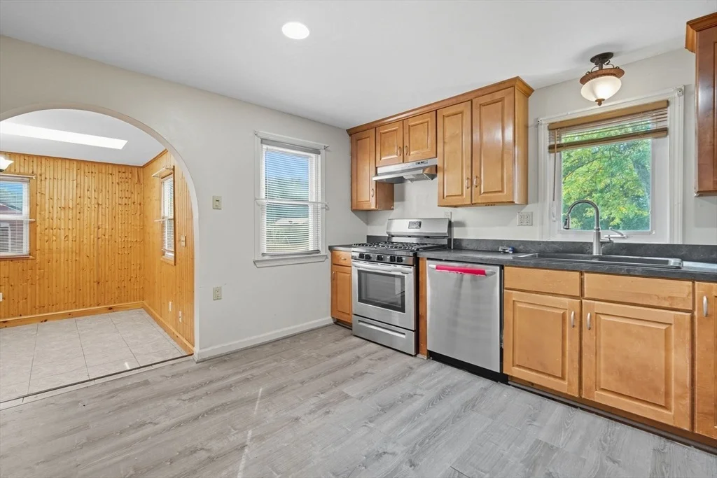 Photo of 35 Juniper Dr