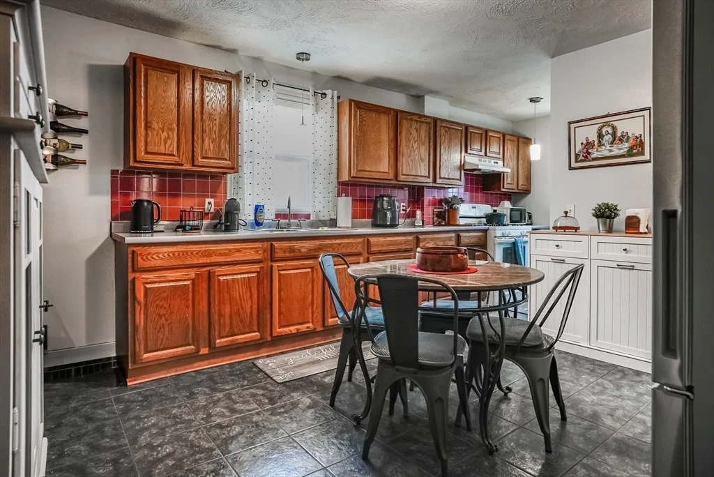 Photo of 529 Stafford Rd