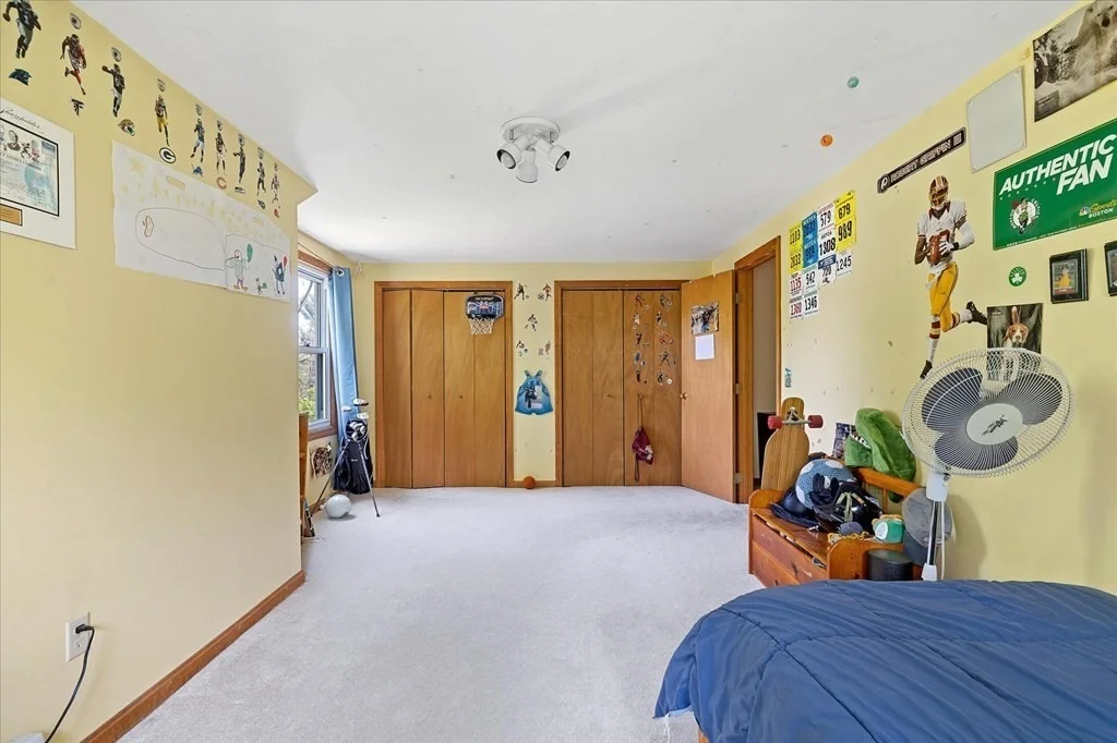 Photo of 34 Old Southbridge Rd