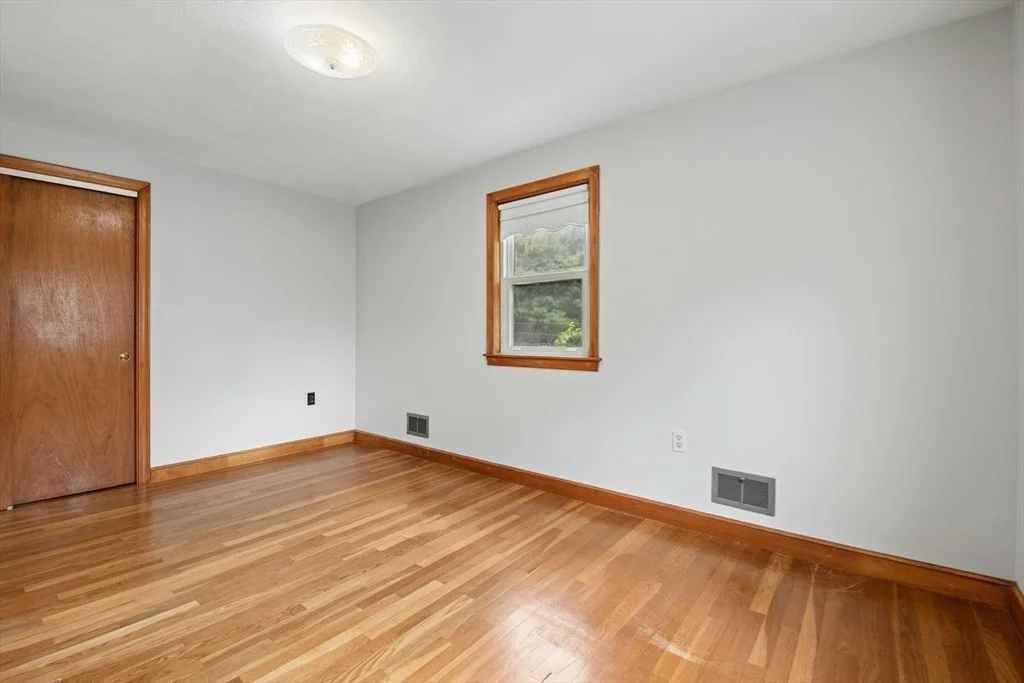 Photo of 129 Chickering Road
