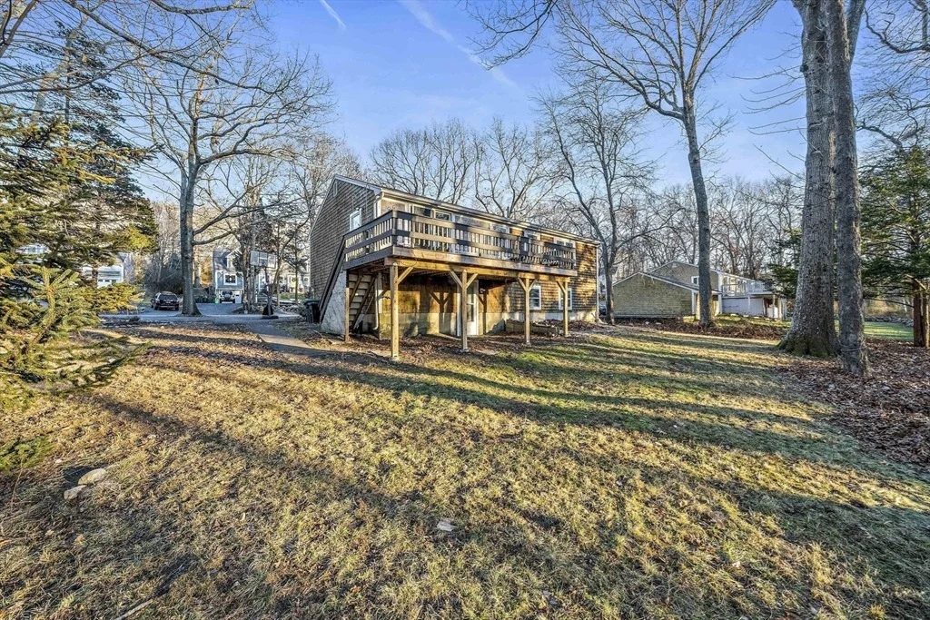 Photo of 38 Winthrop Dr