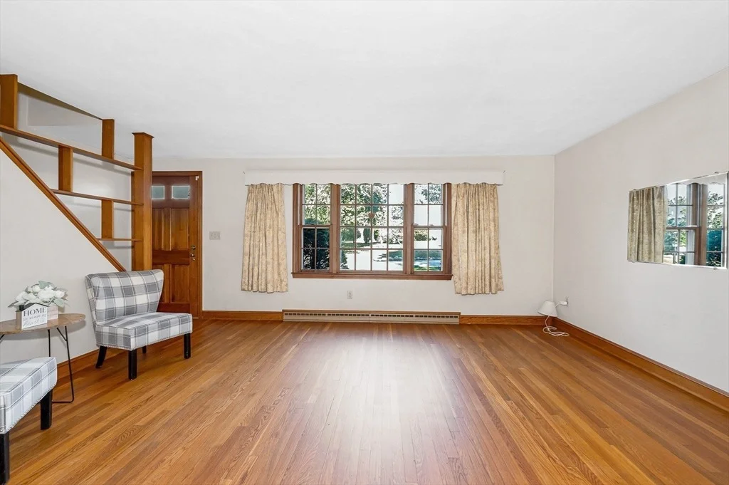 Photo of 342 Old Marsh Hill Rd