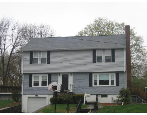 Photo of 11 Oak Ridge Road