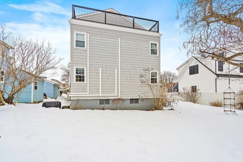 Photo of Unit 199 at 199 Everett St