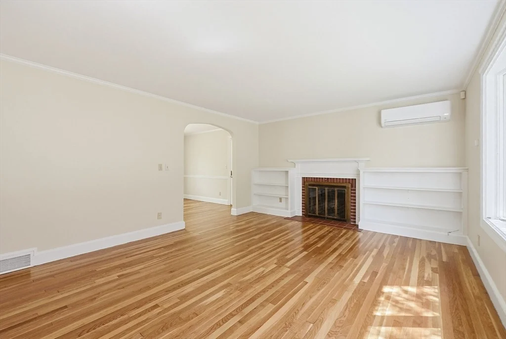 Photo of 63 Eddy St.
