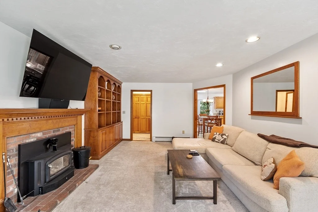 Photo of 492 Stow Rd