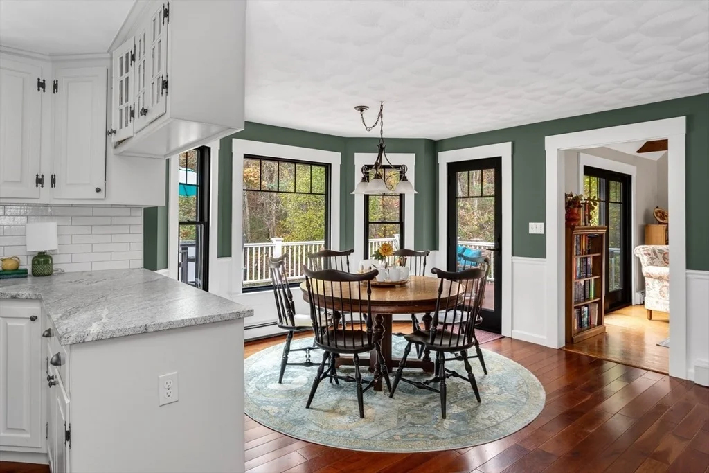 Photo of 8 Bubbling Brook Road