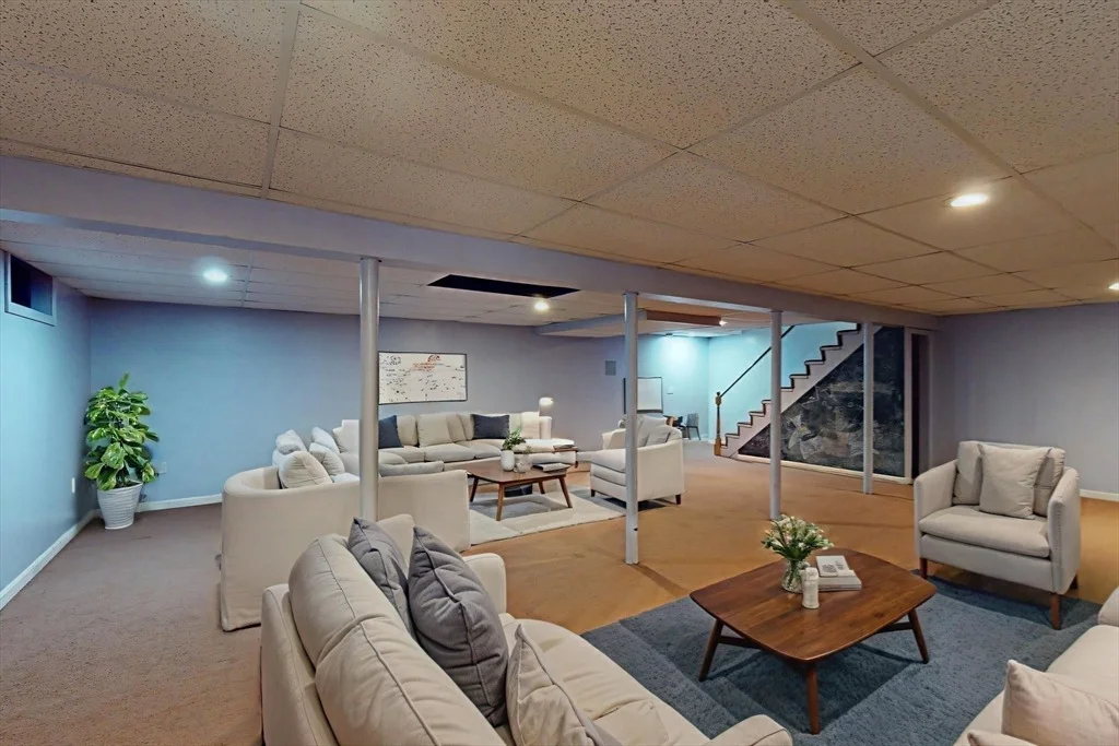 Photo of 169 Sheffield Drive