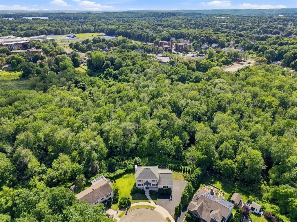 Photo of 9 Sullivan Cir