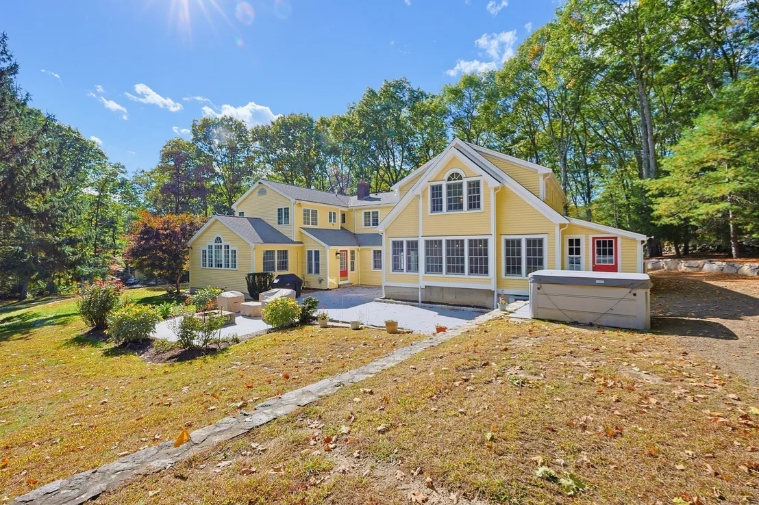 Photo of 457 Hanlon Rd