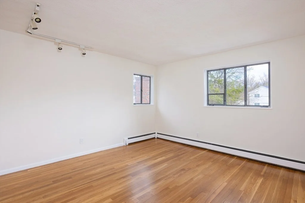 Photo of 535 Clinton