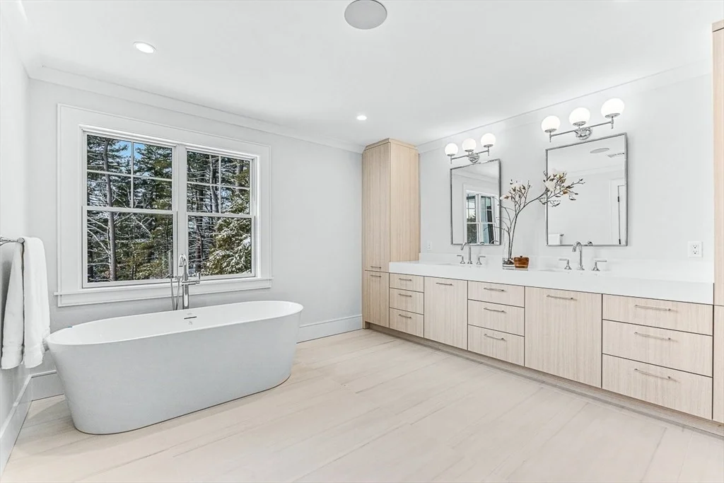 Photo of 123 Lawton Rd