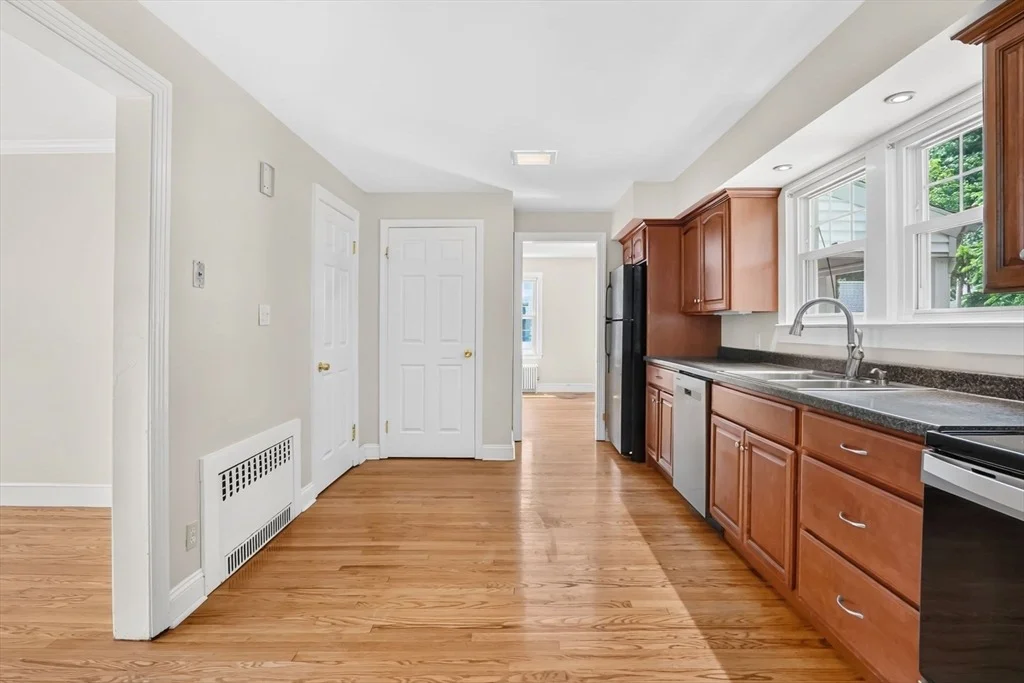 Photo of 82 Biltmore St