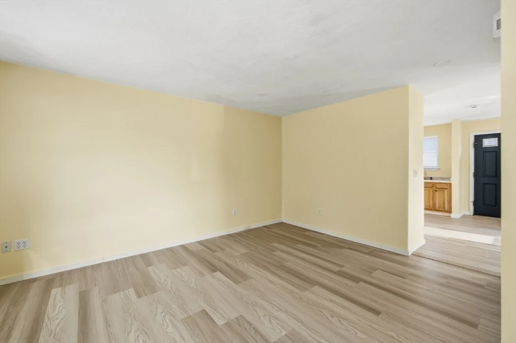 Photo of 200 Beacon St