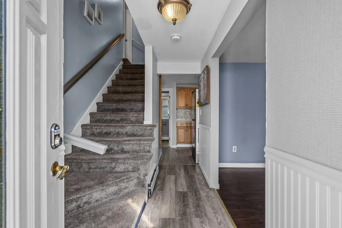 Photo of 105 Freda Ln