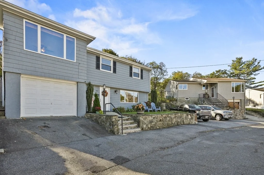 Photo of 105 Commonwealth Road