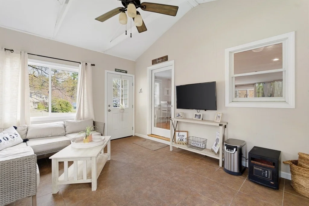 Photo of 8 Bicknell St