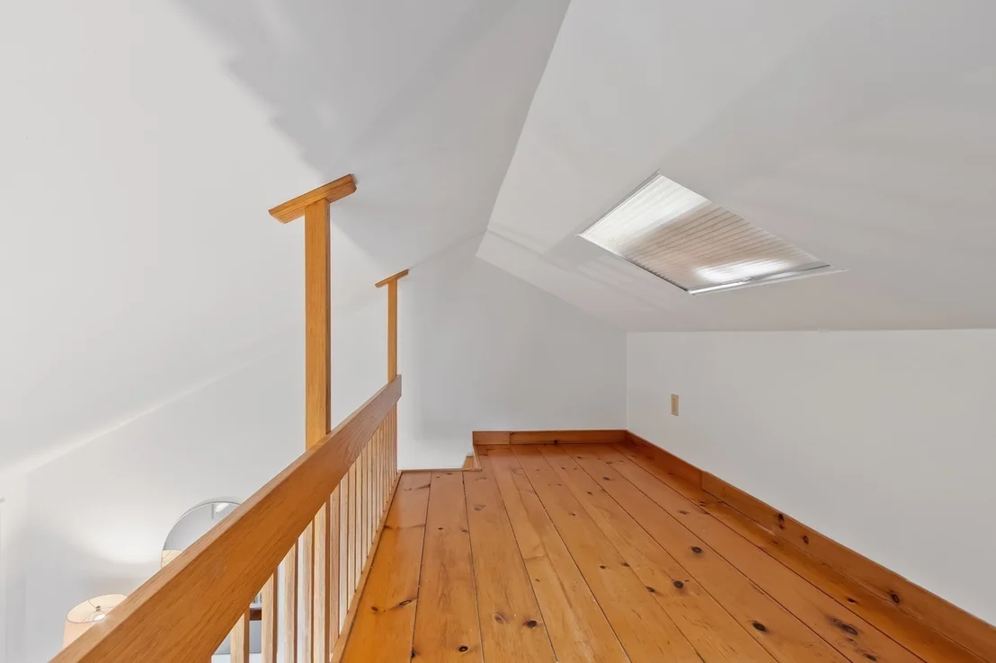 Photo of 90 Summer St