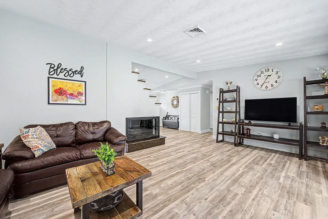 Photo of 9 Joseph Rd