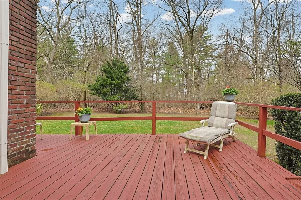 Photo of 5 Montgomery Dr