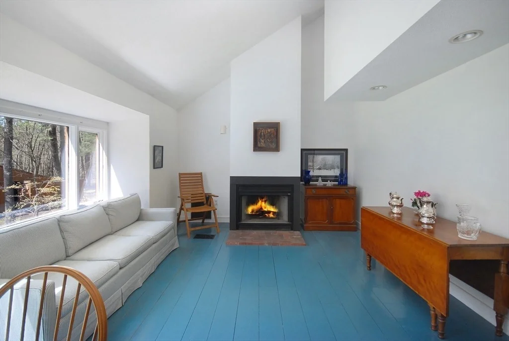 Photo of 37 Blanchard Rd