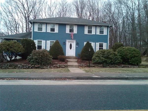 Photo of 18 Chessman Dr