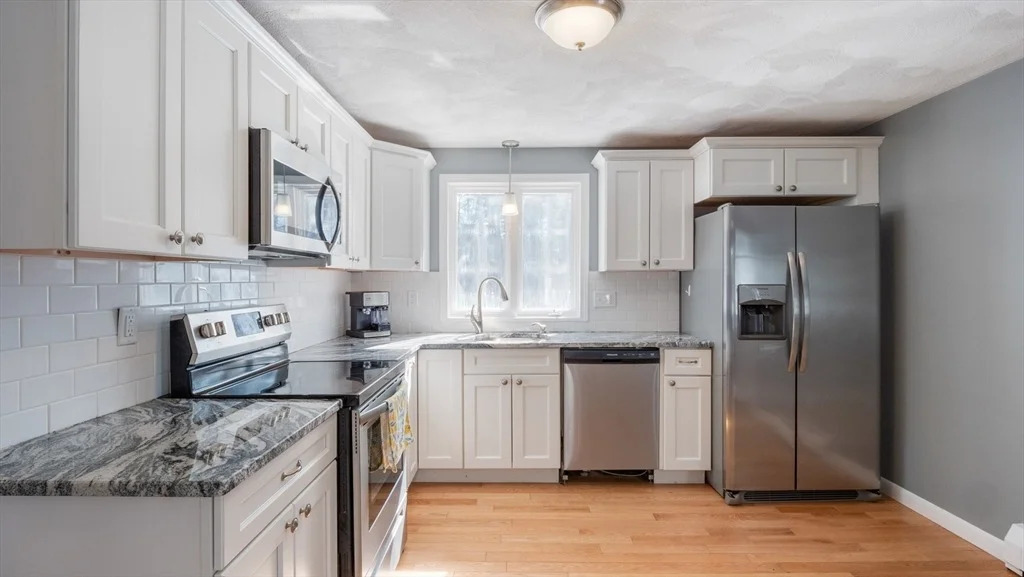 Photo of 77 Hazen Rd